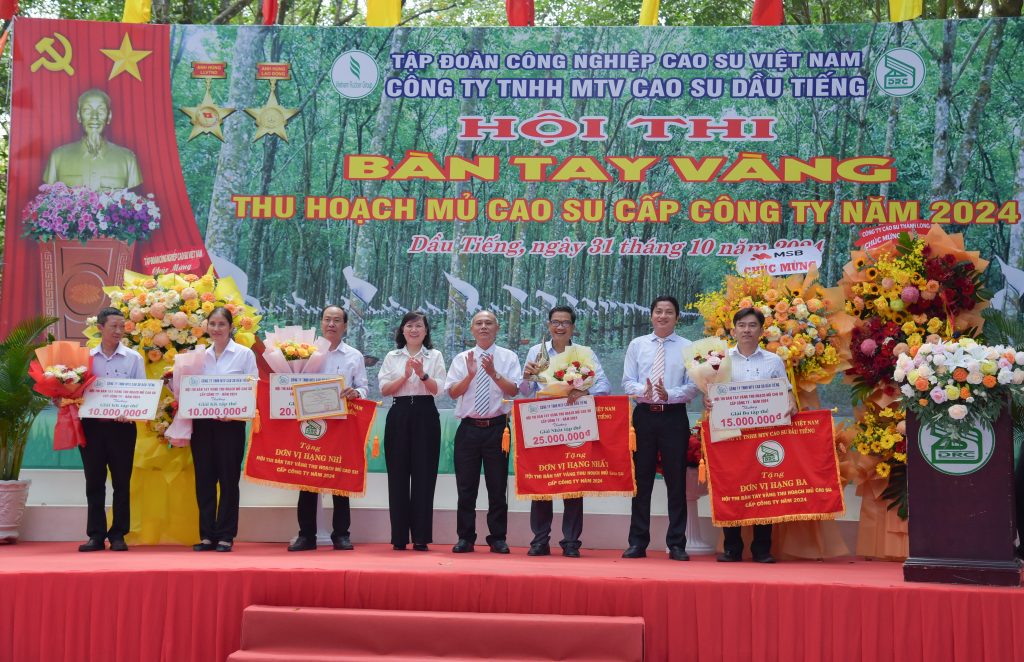 Tất cả thí sinh đều đạt điểm cao tại Hội thi Bàn tay vàng Cao su Dầu Tiếng